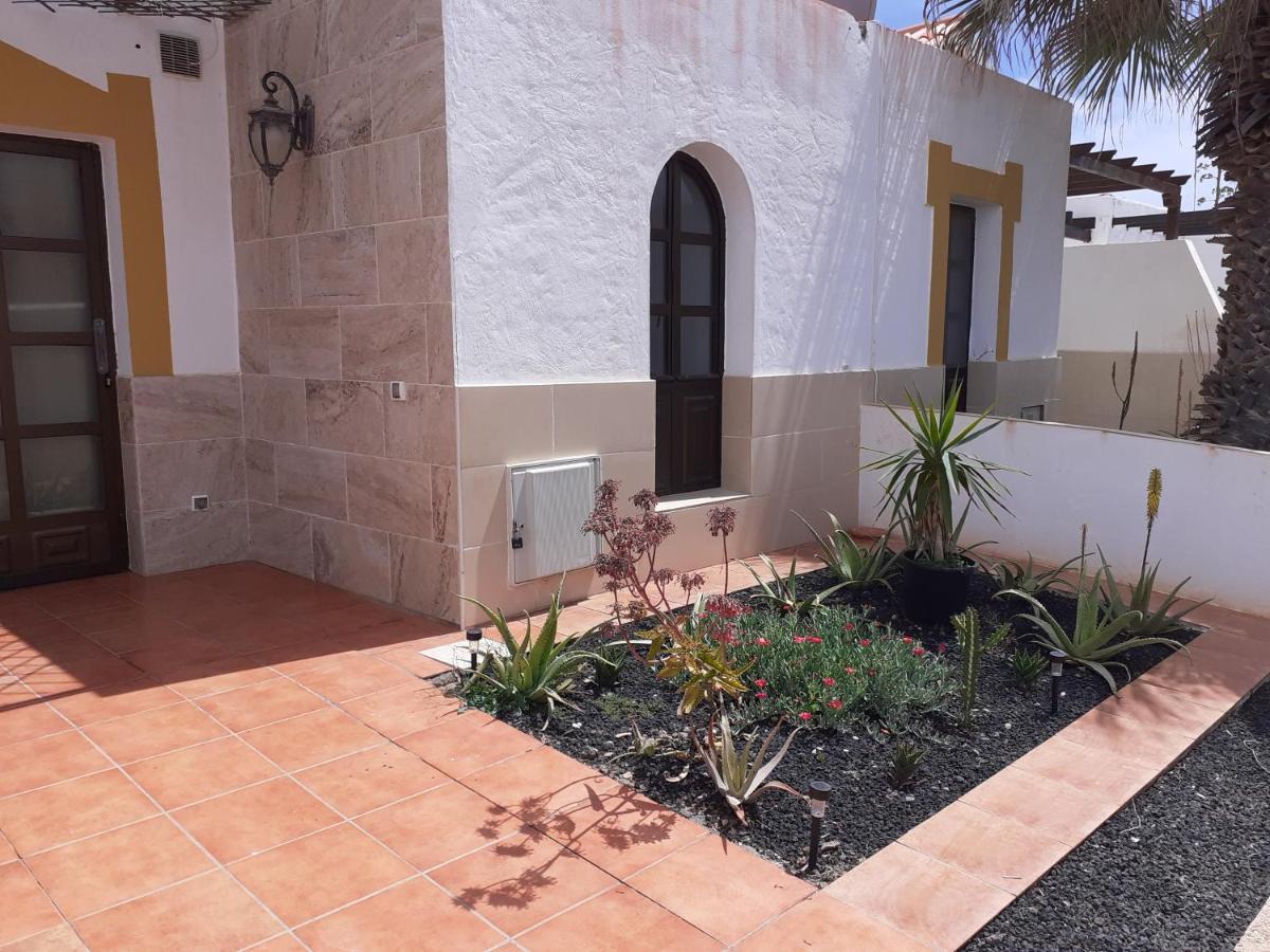 Beautiful Coastline Bungalow Near The Ocean 50 M Lejlighed Costa De Antigua Eksteriør billede